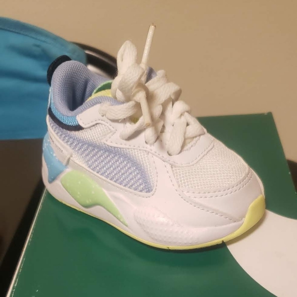 Toddler shoes